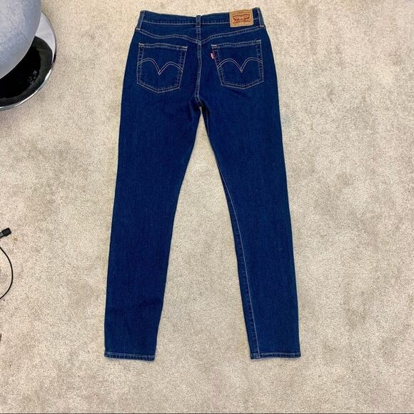 Levi’s NWOT 501 Skinny high Waist button fly jeans size 29 - Picture 4 of 14